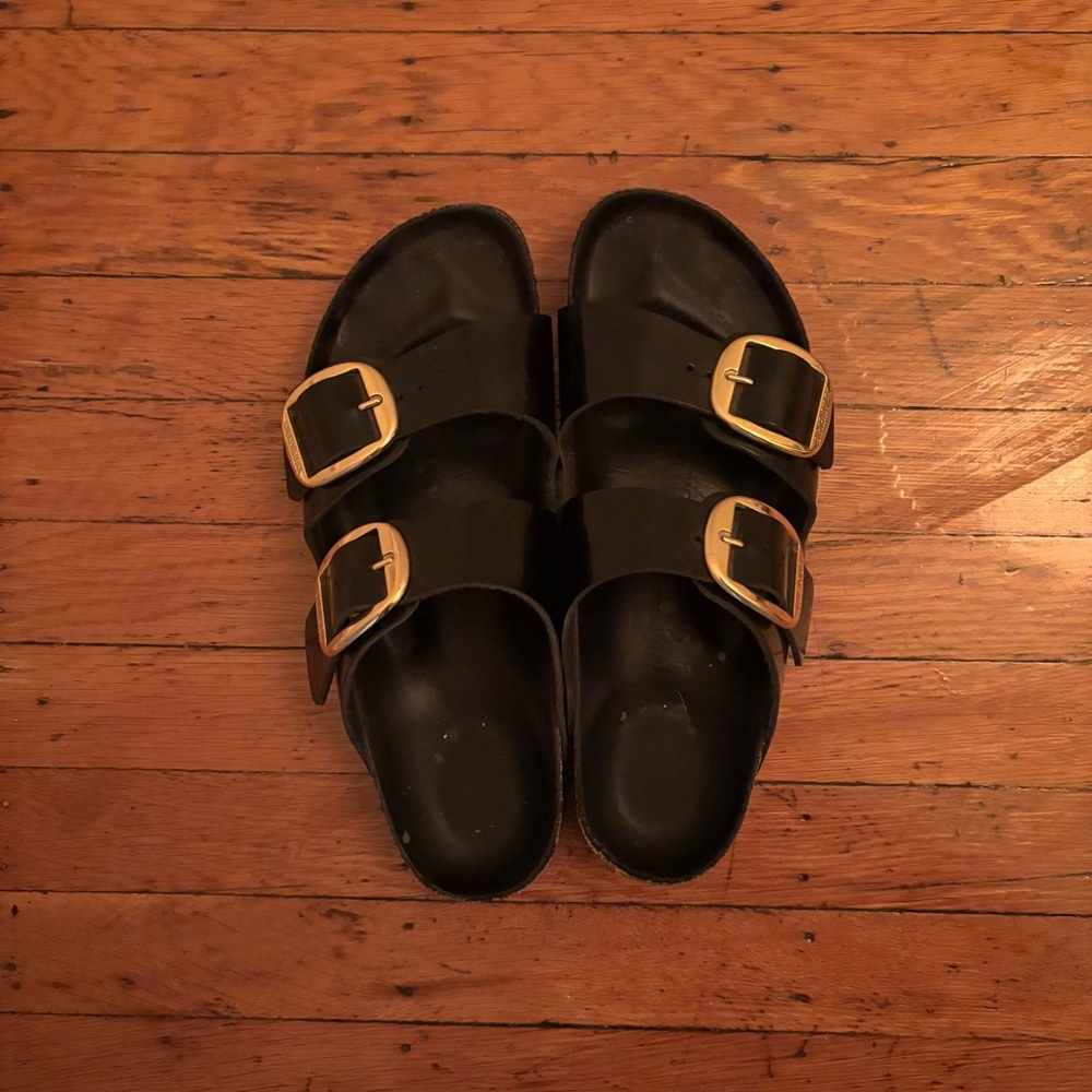 Birkenstock big buckle high shine